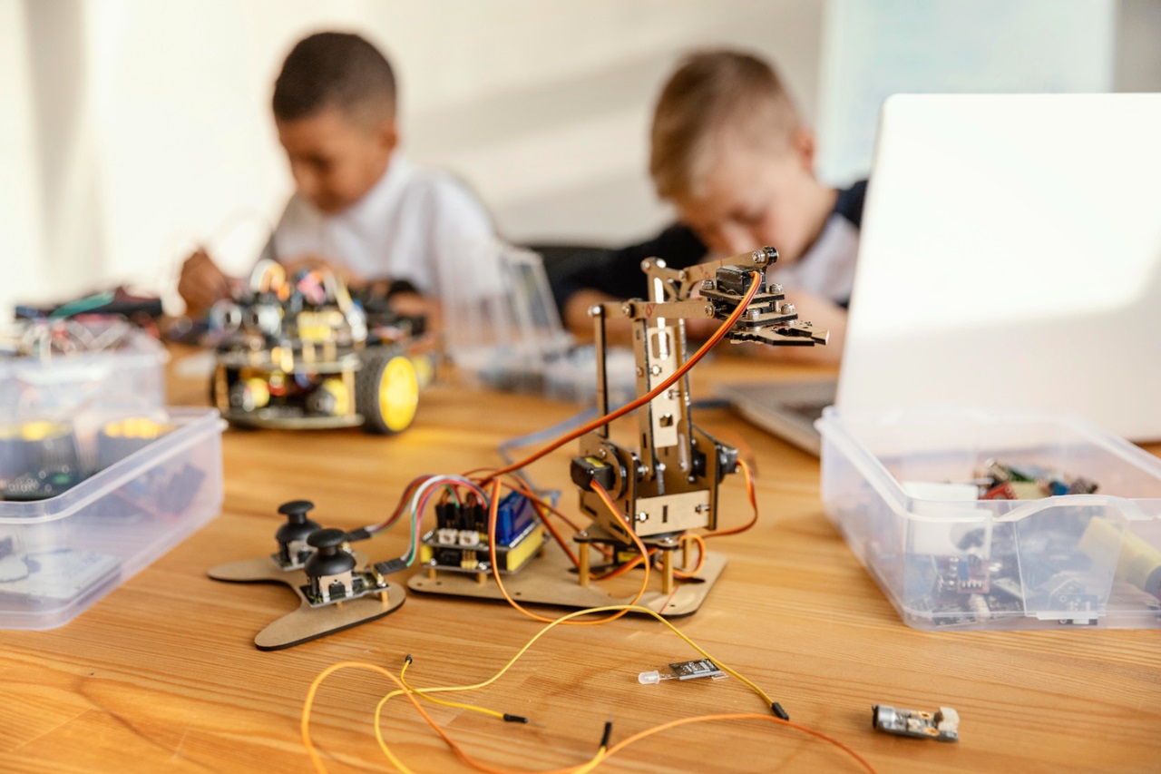 The Best Electronic Circuit Kits for Kids and Beginners in 2025