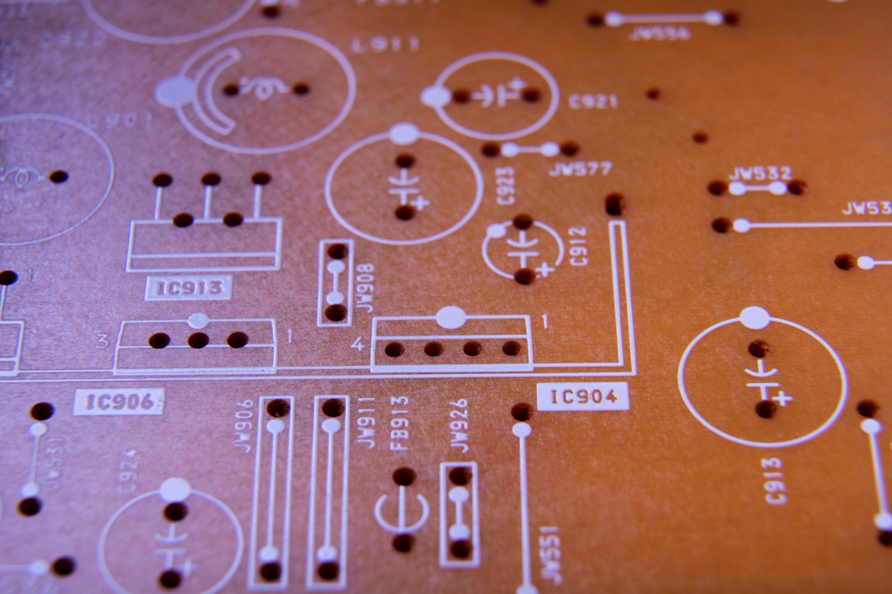 Wireless Wonders: An Introduction to Building RF Circuits